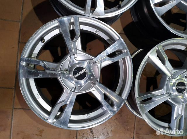Диски бу литые R15 C на Kia Rio Hyundai Solaris Диски бу литые R15 C на Kia Rio Hyundai Solaris