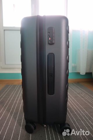 Чемодан Xiaomi темно-серый