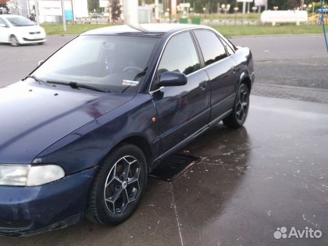 Audi A4 1.6 МТ, 1998, 250 000 км Audi A4 1.6 МТ, 1998, 250 000 км
