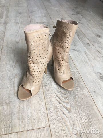 Ботильоны Guess 40p