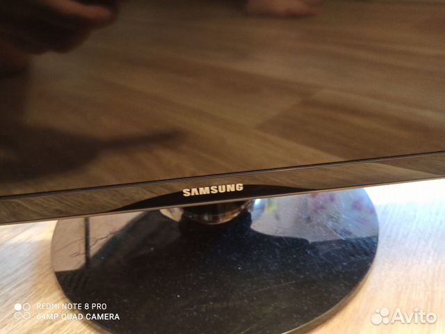 Телевизор LED Samsung 32 (81 см)