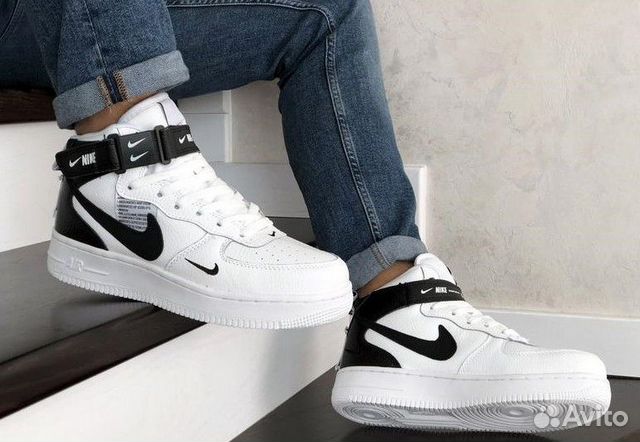 Кроссовки женские Кроссовки женские