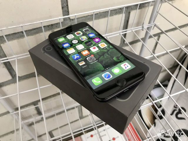 iPhone 8 64 gb iPhone 8 64 gb