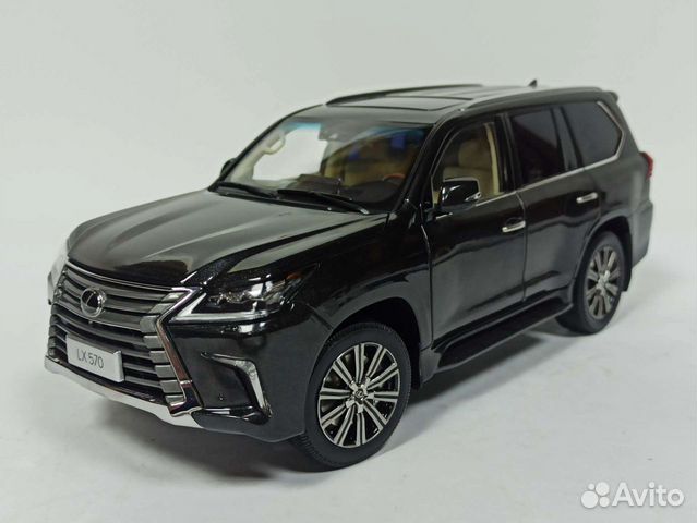 Lexus LX 570 Kyosho Black 1:18