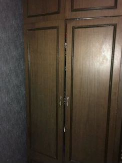 Шкаф