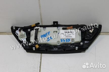 Блок управления климатом Nissan Pathfinder R52