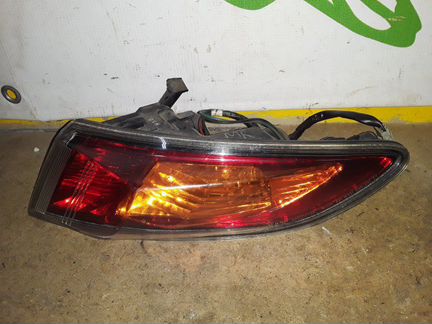Фонарь внешний задний правый Honda Civic 5D