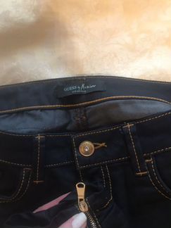 Джинсы Guess