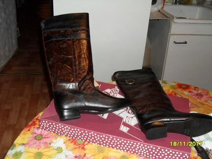 Женские осенние сапоги новые