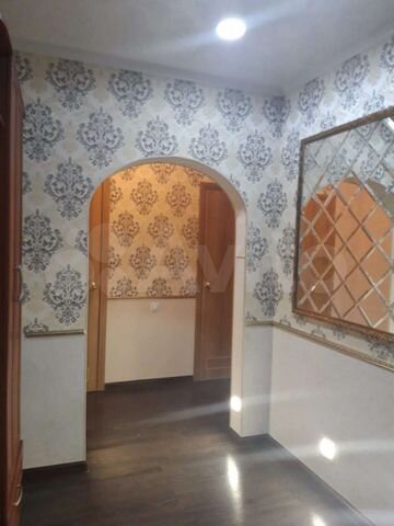 2-к. квартира, 56 м², 4/17 эт.