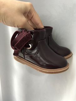 Ботинки детские фирма Zara 18р