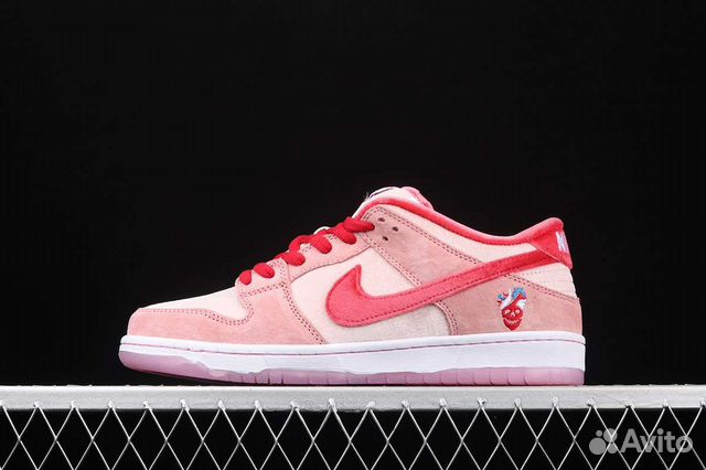 StrangeLove x Nike SB Dunk Low “Valentine’s Day”