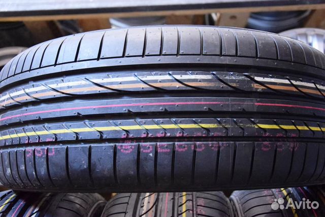 Bridgestone Potenza RE050A 215/45 R17