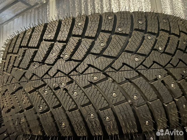 Pirelli Ice Zero 2 285/45 R22 114H