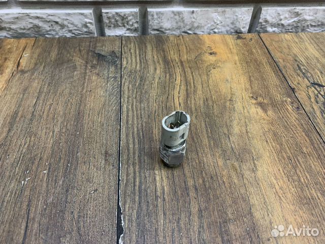 Nissan almera (G15) Датчик давления масла