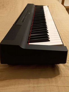 Цифровое пианино Yamaha P-121b