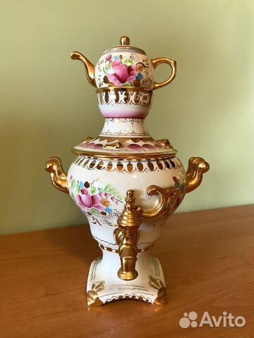 Самовар сувенирный фарфор роспись золочение Гжель