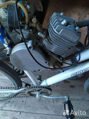 Велосипед с бензиновым мотором