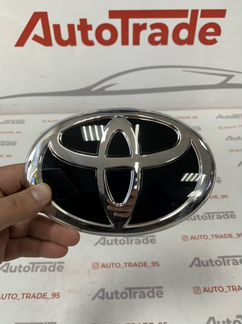 Эмблема(знак) toyota camry v70 75 передняя