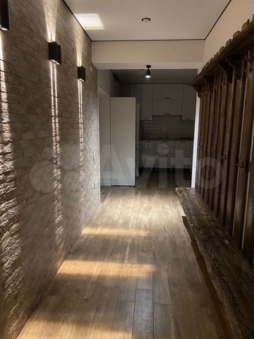 3-к. квартира, 67,3 м², 2/5 эт.