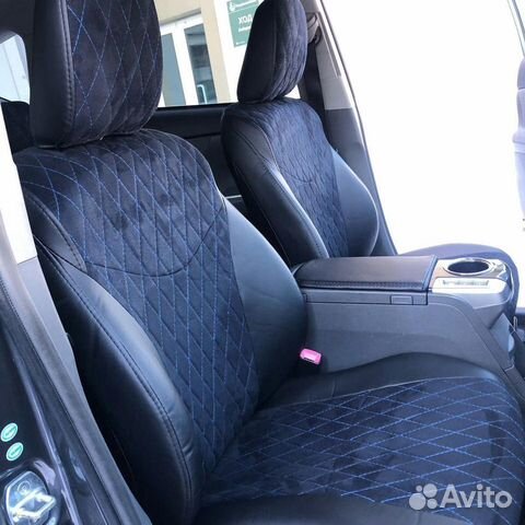 Чехлы Toyota Prius Alpha (чёрная алька)