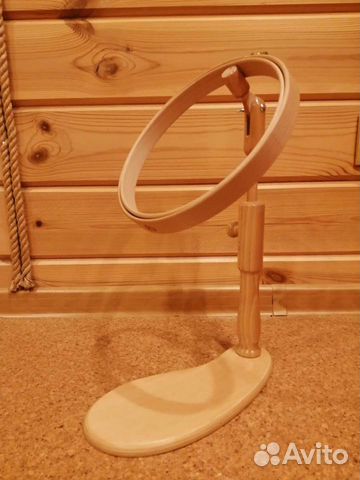 Пяльцы для вышивания настольные с держателем