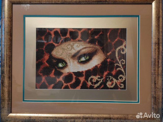 Картина, вышитая крестиком