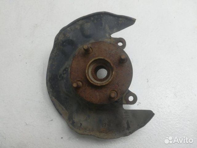 Кулак поворотный передний правый Toyota Corolla