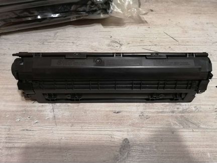 Картридж hp cb435a