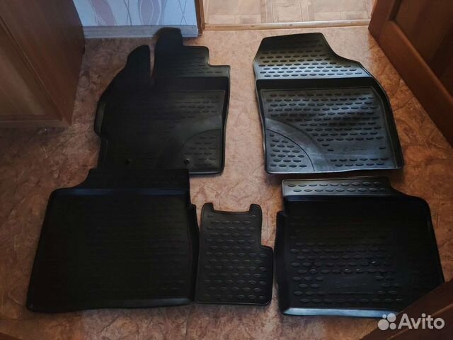 Автоковрики резиновые на тойота приус, 30 кузов