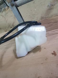 Расширительный бачок Камри 40