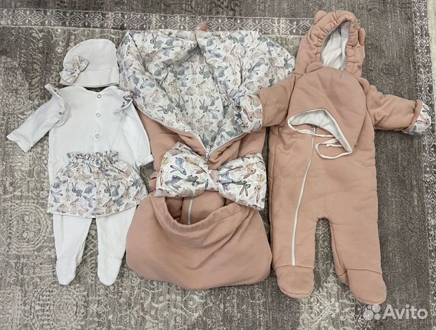 Комплект конверт на выписку для девочки весна