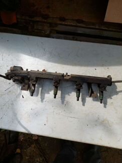 Топливная рампа Ford focus 2. 1.6л. 100л.с