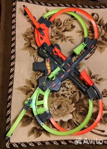 Hot Wheels грандиозные столкновения