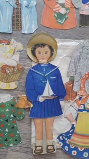 Кукла бумажная 1965г