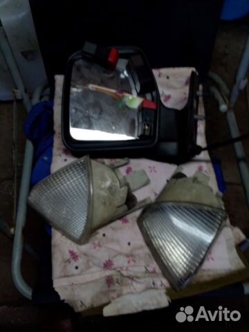 Лопух левый и поворотники, правый продан