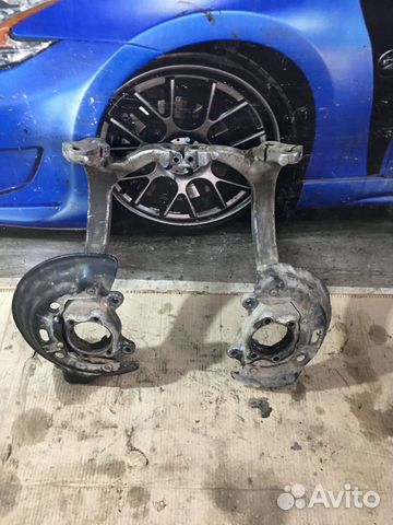 Передние поворотные кулаки Audi A8 D3