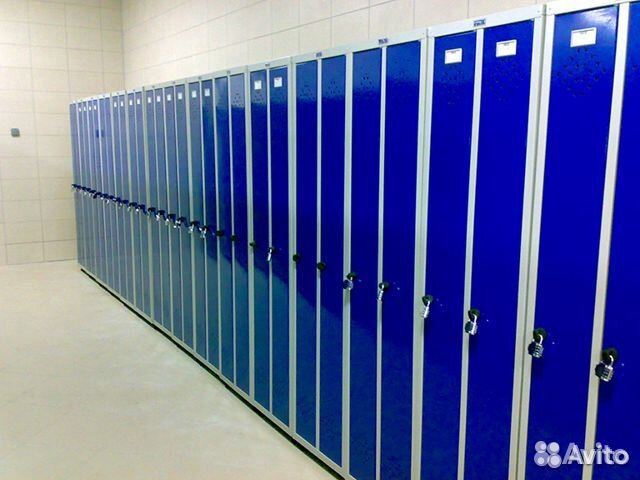 Шкаф металлический для одежды