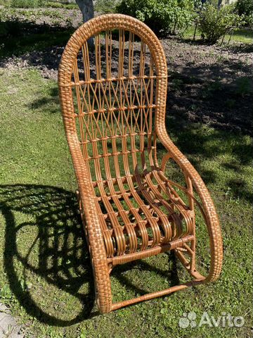 Кресло-качалка плетёное