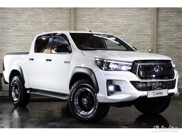 Toyota Hilux 2.5 AT, 2019, 67 000 км