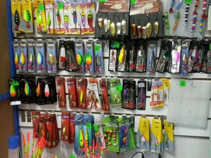 Блесна колебалка вертушка летняя на спининг