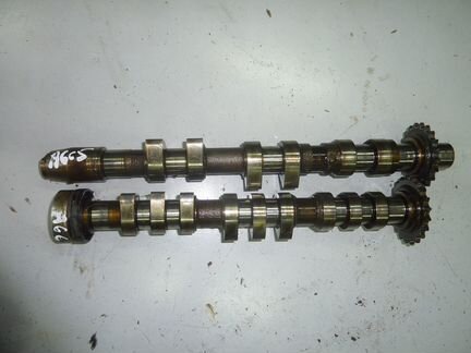 Распредвал впускной выпускной Audi A6 C5 2.7T