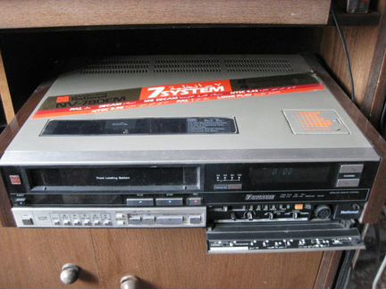 Магнитофон NAtional