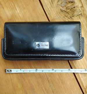 Чехлы-футляры для телефона