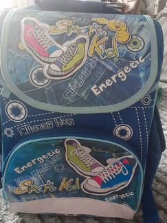 Школьный рюкзак