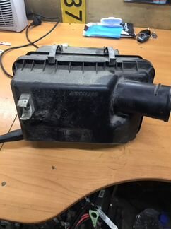 Корпус воздушного фильтра Mitsubishi Lancer 10