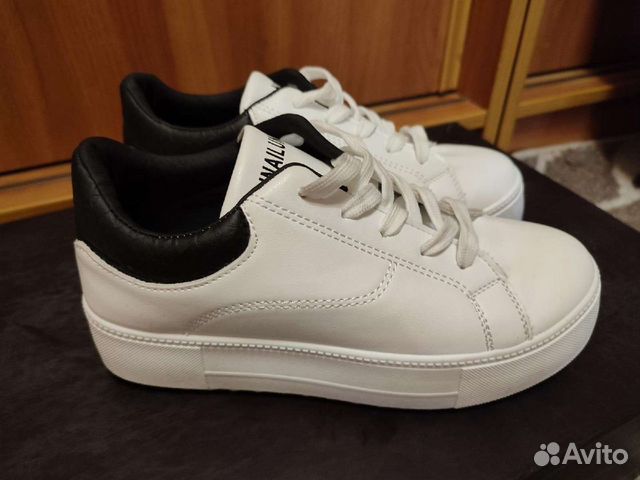 Кроссовки р 38 (24.5 см)