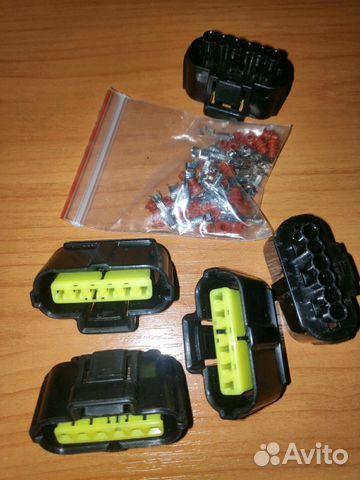 Клемма бензонасоса Ford Focus 2