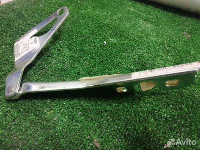 Петля капота левая Opel Astra H