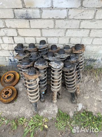 Задние стойки ауди 100